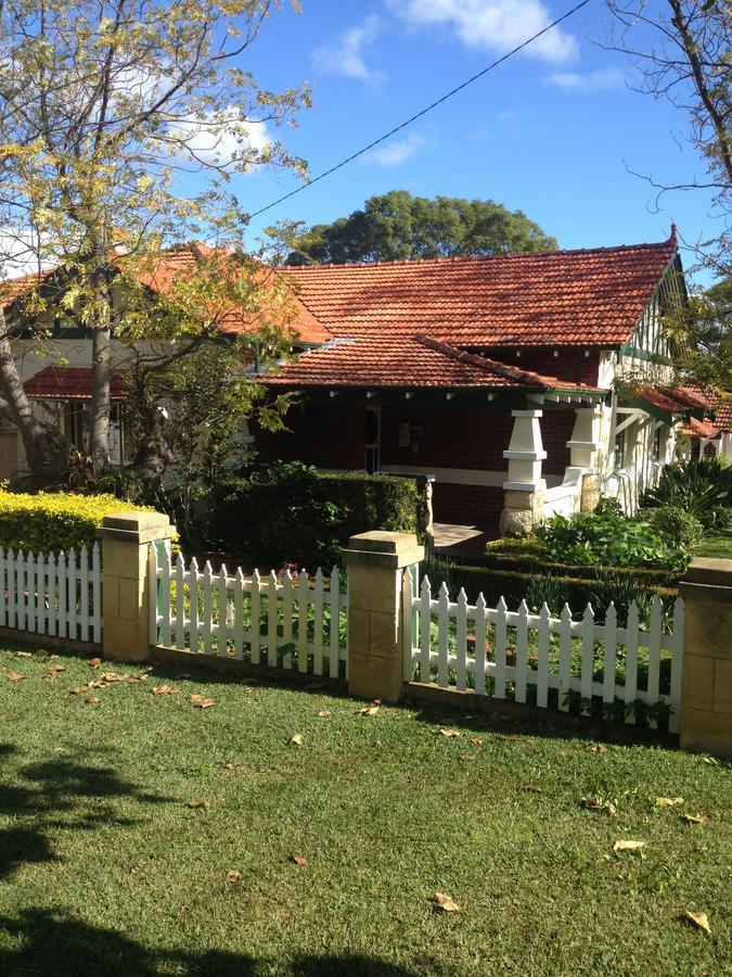 Exley House B&B เพิร์ท ภายนอก รูปภาพ